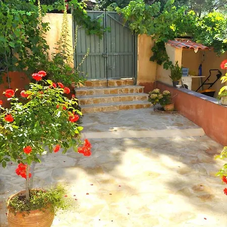 Apartment House Angelos B On Agios Gordios